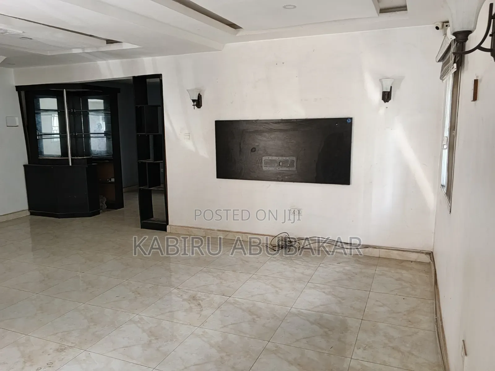 3bdrm Townhouse / Terrace in Wuye for rent