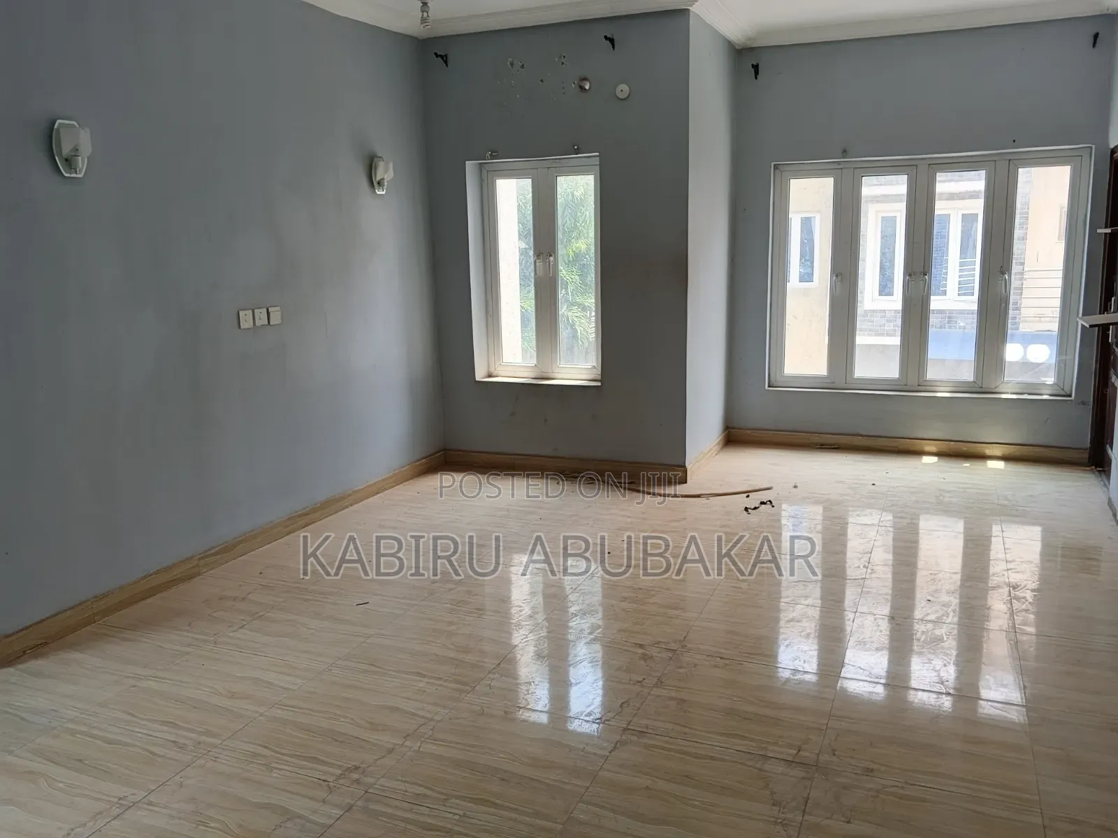 3bdrm Townhouse / Terrace in Wuye for rent