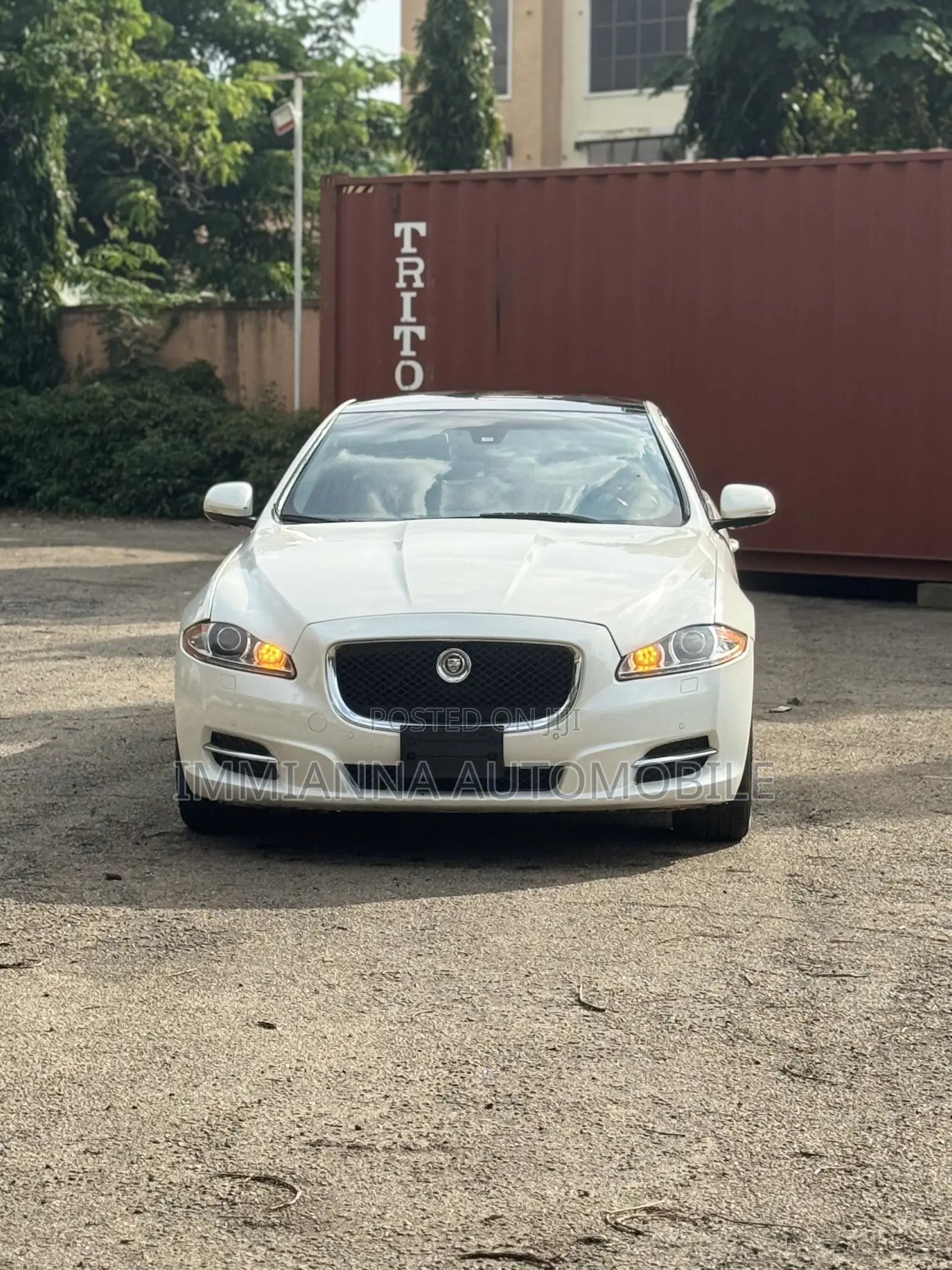 Jaguar XJ Supercharged 2011 White