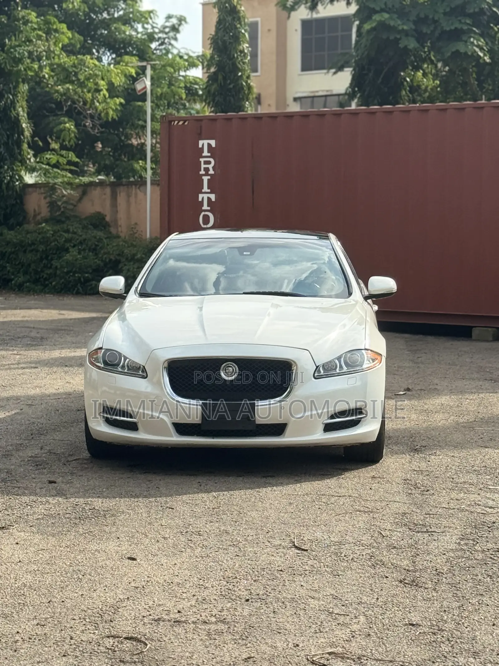 Jaguar XJ Supercharged 2011 White