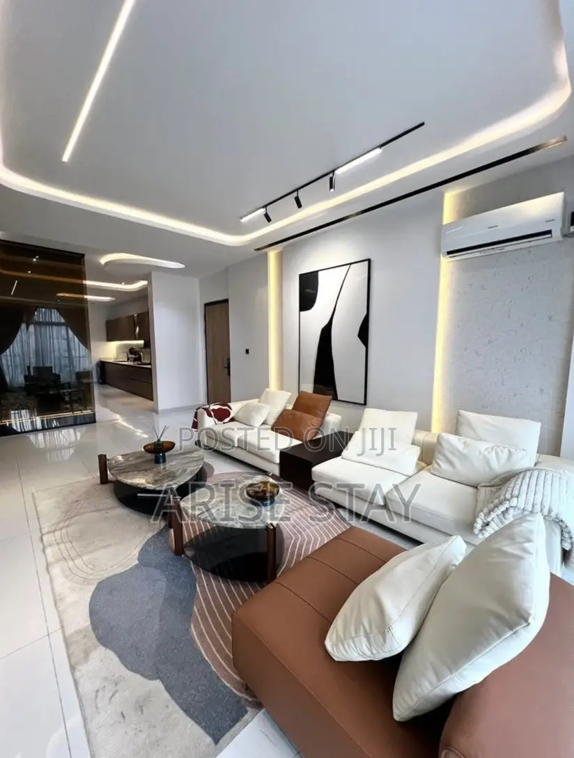 2-Bedroom Shortlet With Pool & Ps5 | Lekki Phase 1