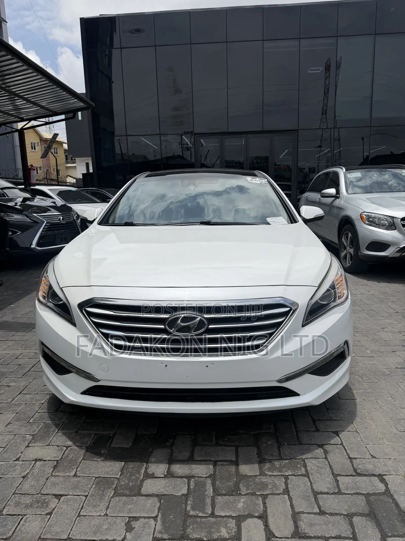 Hyundai Sonata Limited Sedan FWD (2.4L 4cyl 6A) 2016 White