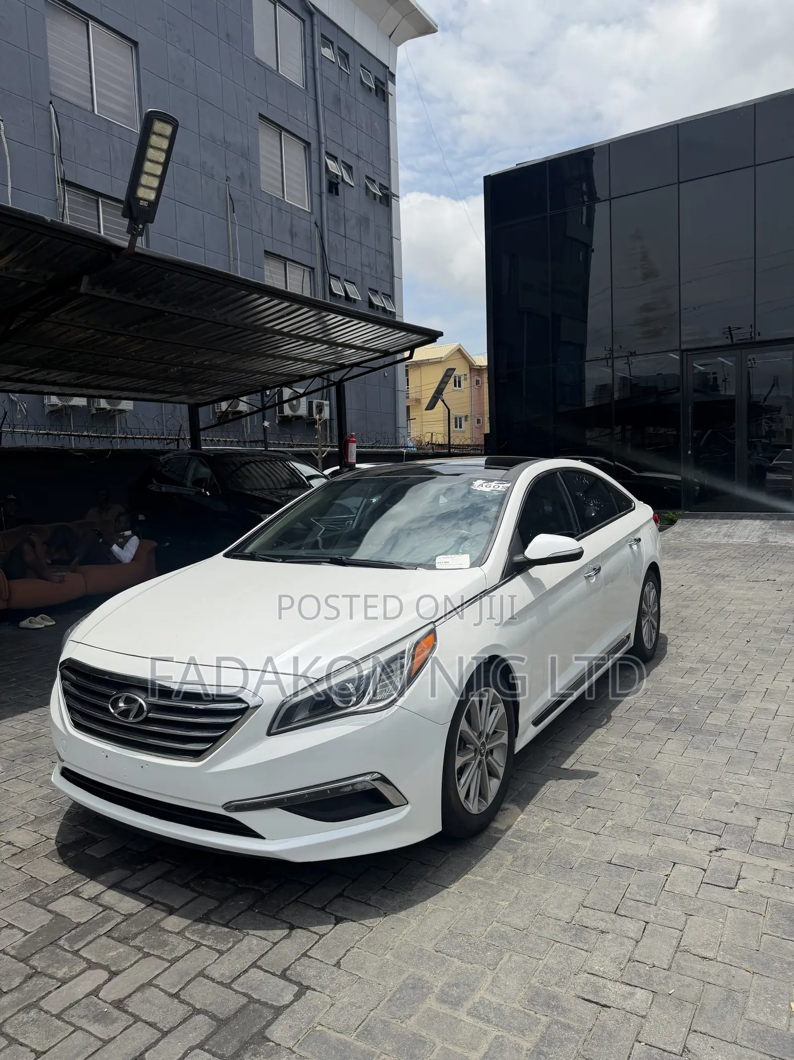 Hyundai Sonata Limited Sedan FWD (2.4L 4cyl 6A) 2016 White