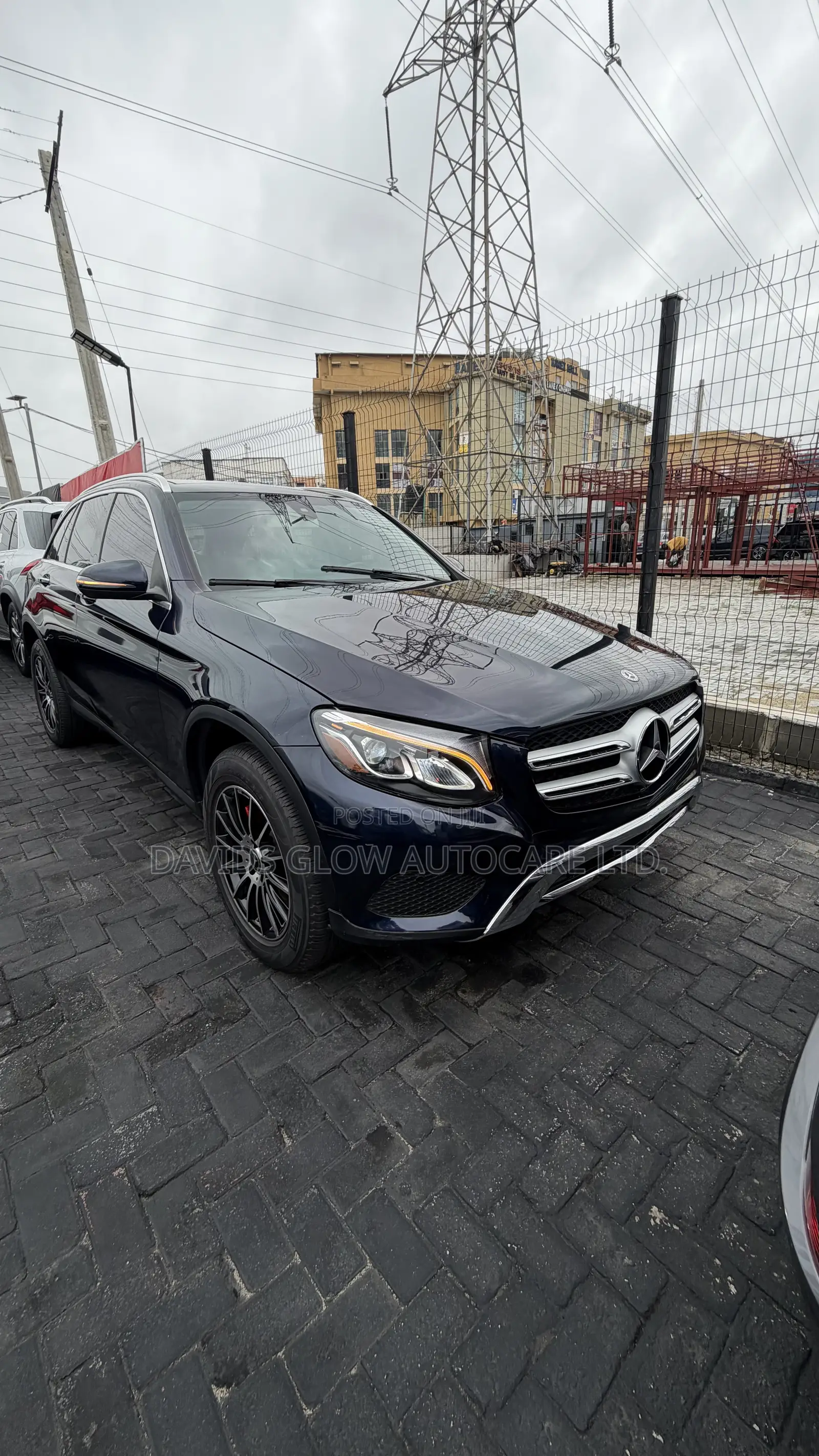 Mercedes-Benz GLC-Class 2019 Blue