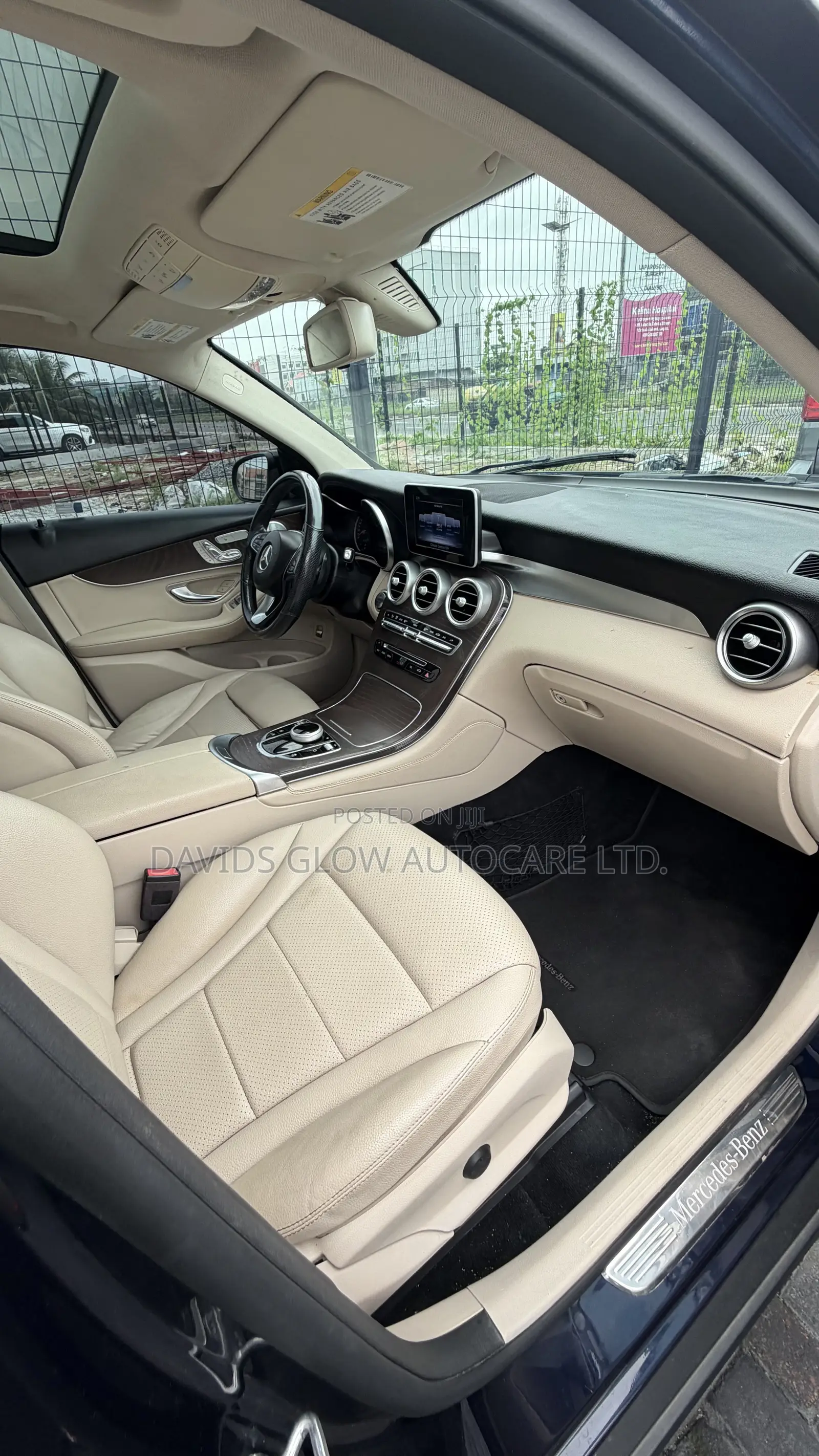 Mercedes-Benz GLC-Class 2019 Blue