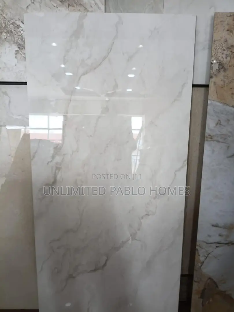 Super Glossy Marble Effect Tile