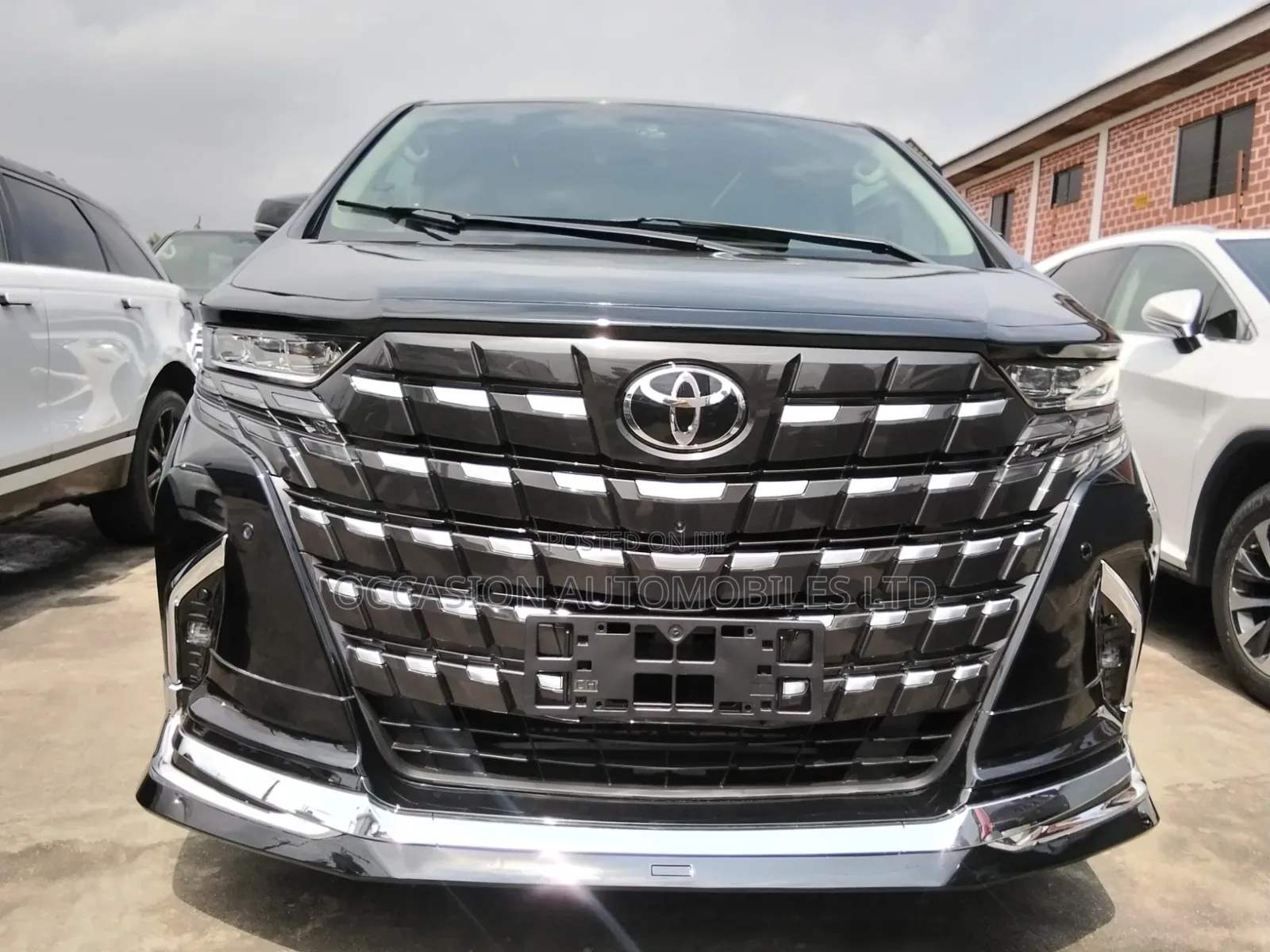 Toyota Vellfire 2020 Black