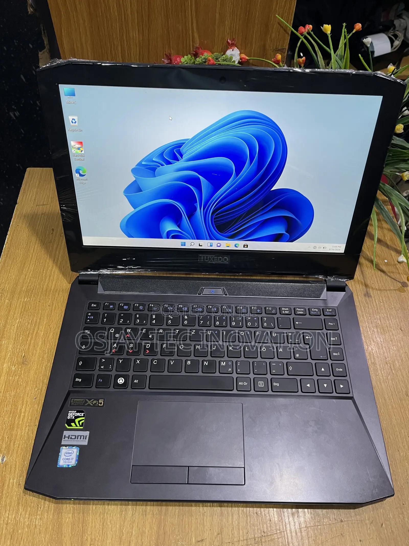 Laptop Tuxedo Pulse 14 16GB Intel Core i7 SSD 512GB