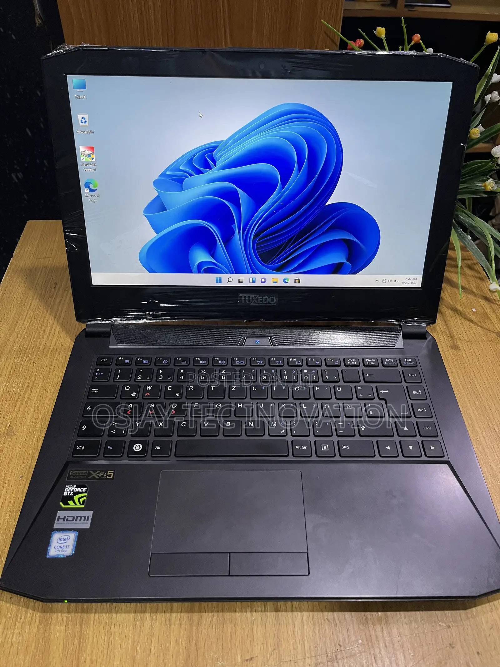 Laptop Tuxedo Pulse 14 16GB Intel Core i7 SSD 512GB