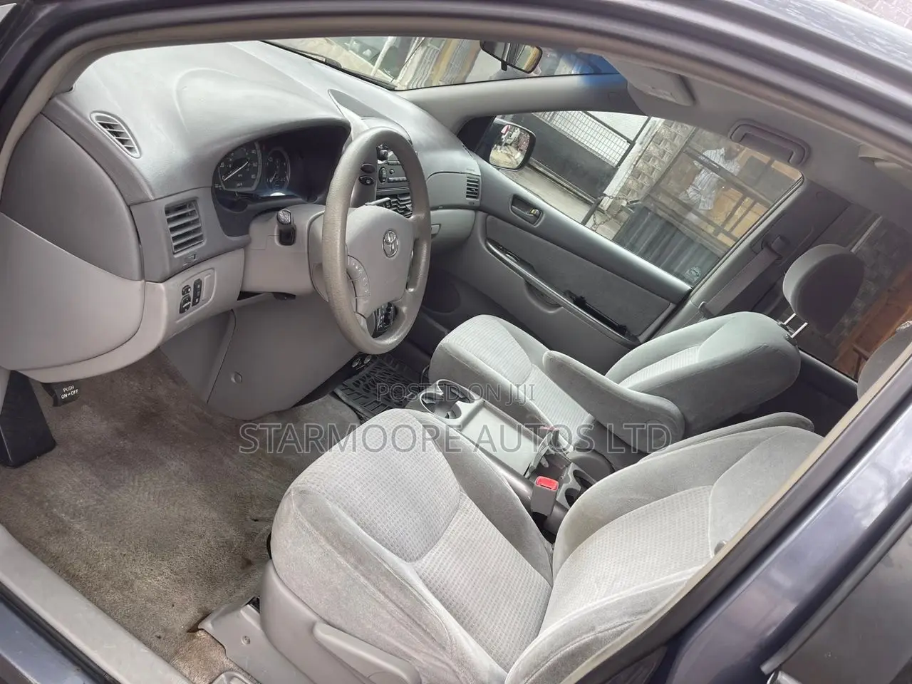 Toyota Sienna 2007 Gray