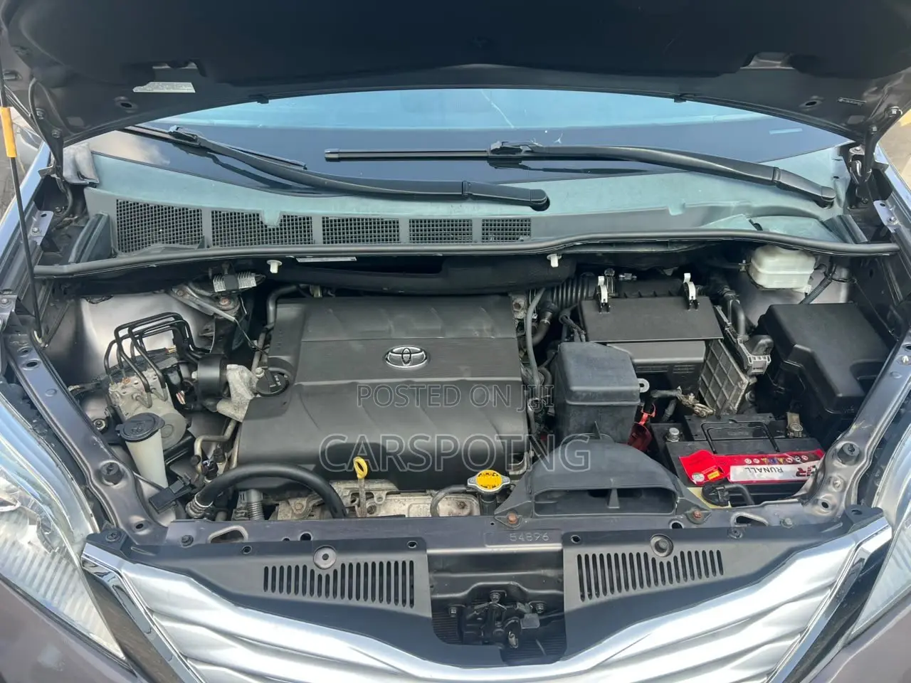 Toyota Sienna XLE AWD 7-Passenger 2013 Gray