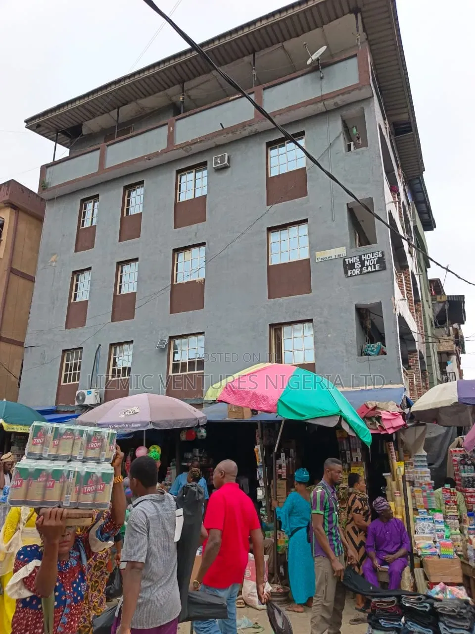 5bdrm Block of Flats in Idumota for sale