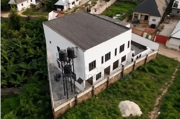 3 Units of 2 Bedroom Duplex and 1 Unit of Fully Detached Duplex