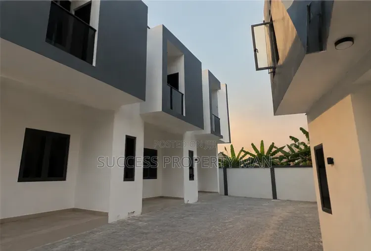 3 Units of 2 Bedroom Duplex and 1 Unit of Fully Detached Duplex