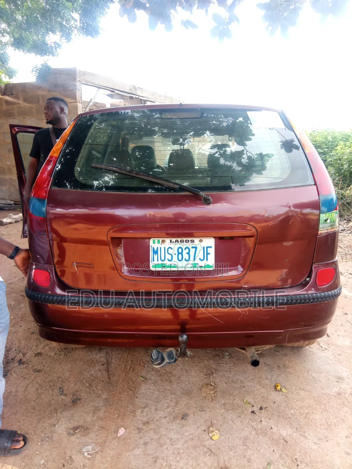 Nissan Almera 2005 Red