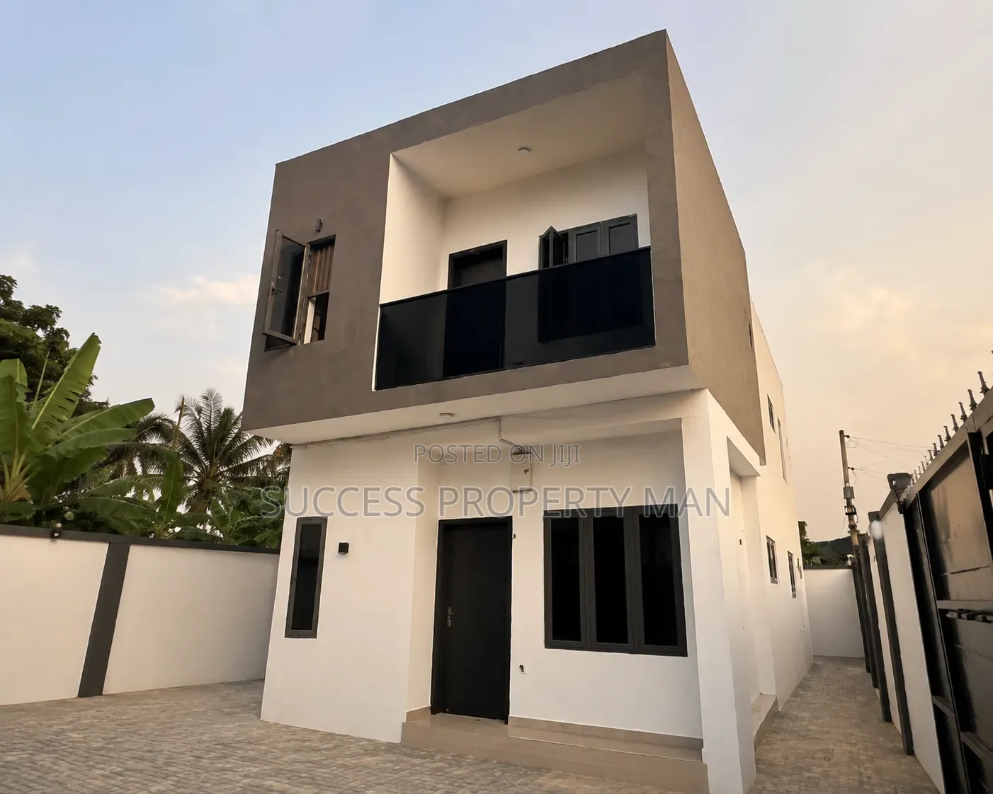 3 Units of 2 Bedroom Duplex and 1 Unit of Fully Detached Duplex