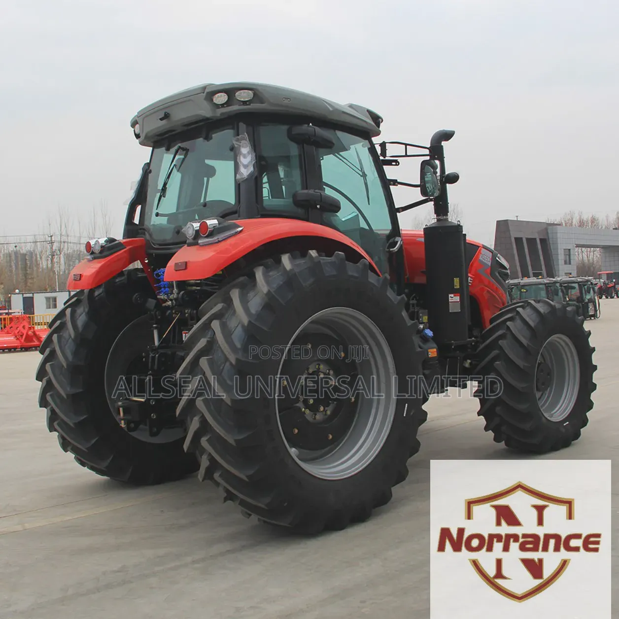 Norrance 260HP Multifunction Tractor (Nous Parlons Français)