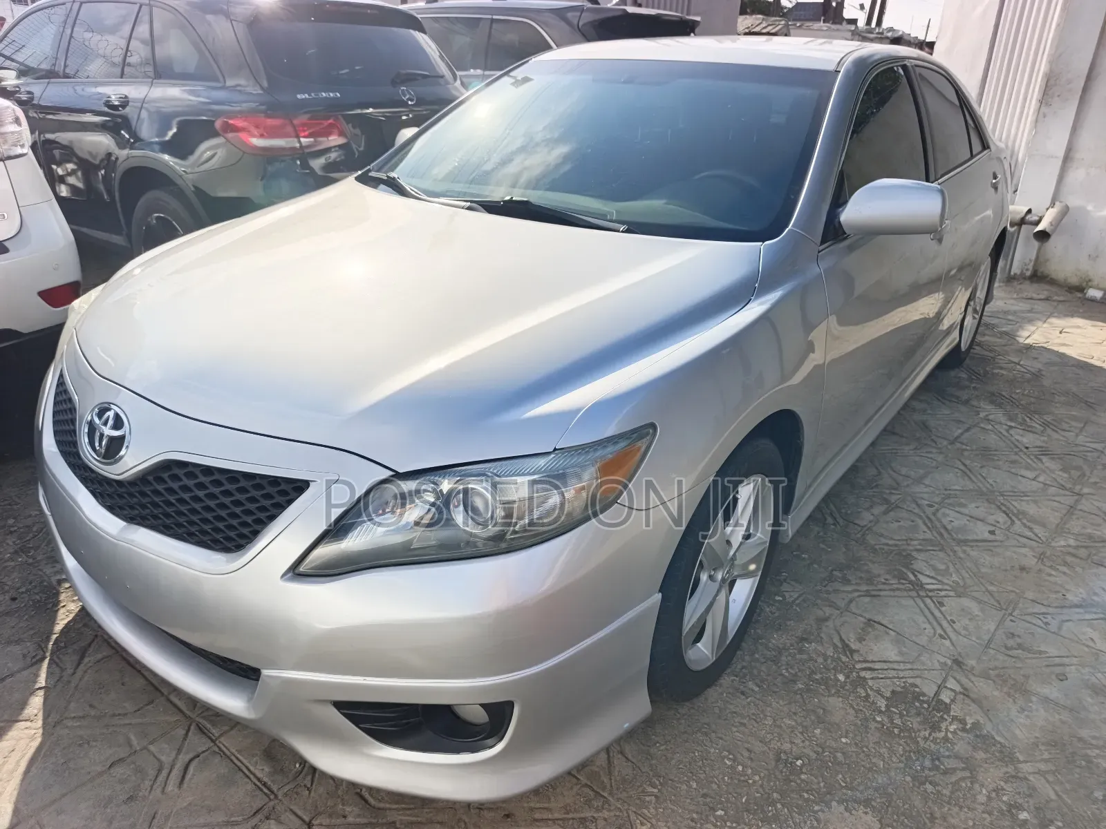 Toyota Camry SE 4dr Sedan (2.5L 4cyl 6AM) 2010 Silver