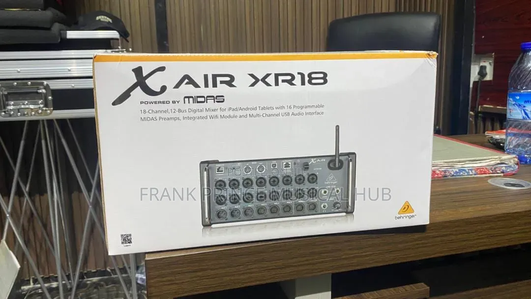 Behringer X AIR XR18 Digital Mixer