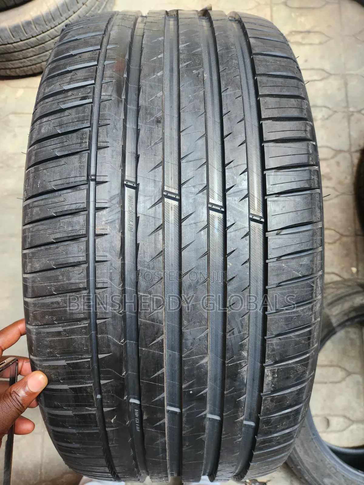 295/35r23 Michelin Original