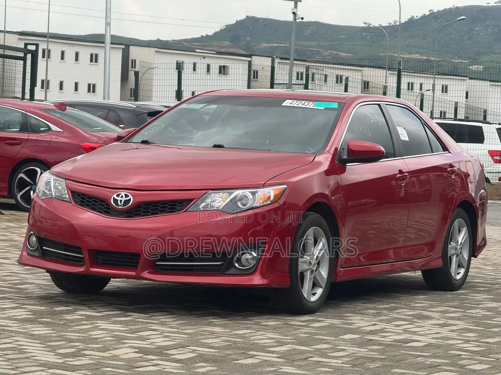 Toyota Camry SE 4dr Sedan (2.5L 4cyl 6A) 2012 Red