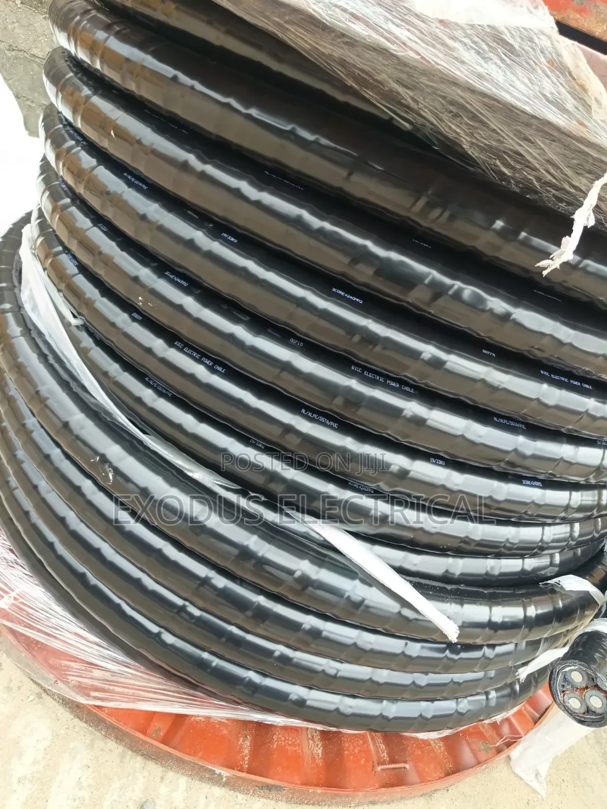 Aluminium Xlpe 240mmx3c 33kv