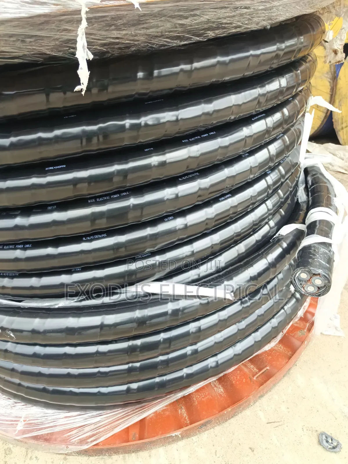 Aluminium Xlpe 240mmx3c 33kv