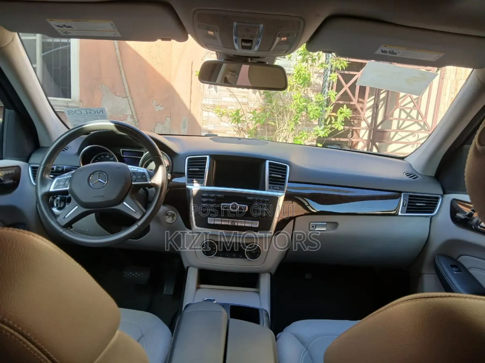 Mercedes-Benz M Class ML350 4dr SUV (3.5L 6cyl 7A) 2014 Gray