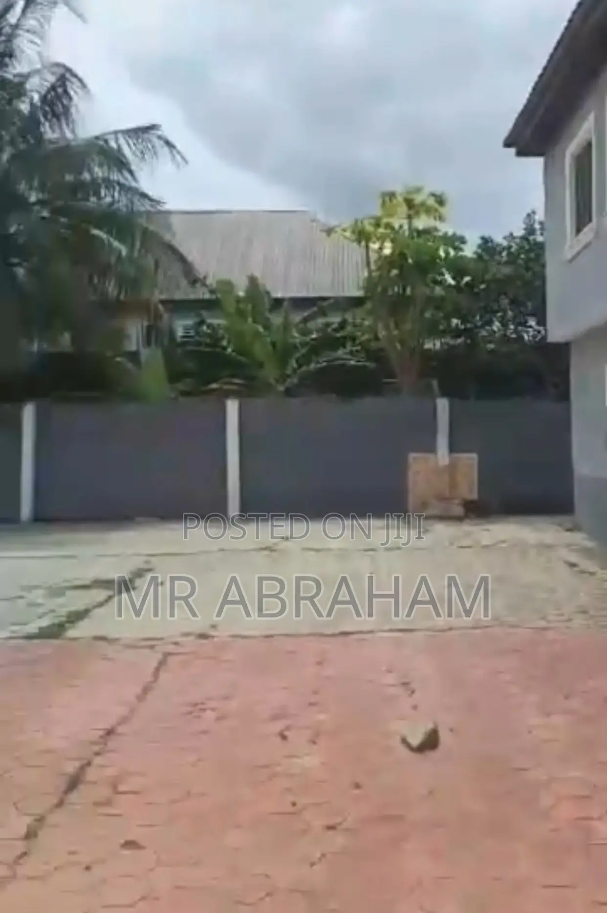 6bdrm Block of Flats in Off Afolabi Bus, Iba / Ojo for sale