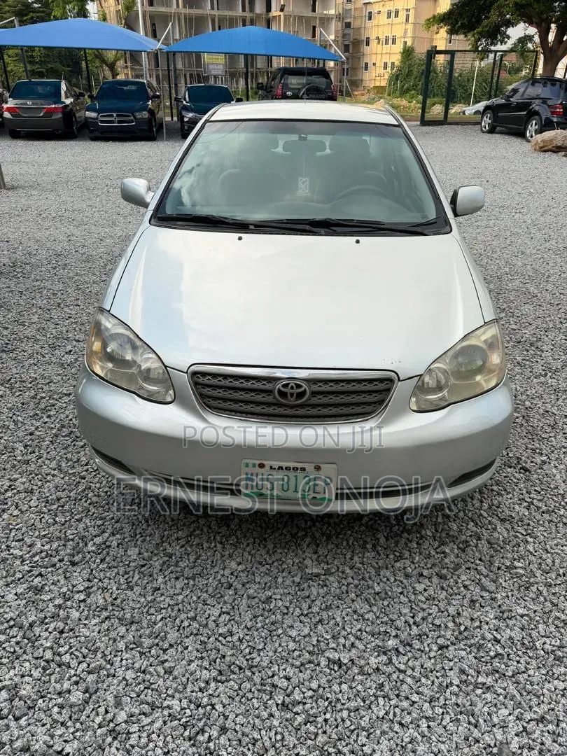 Toyota Corolla 2005 Silver