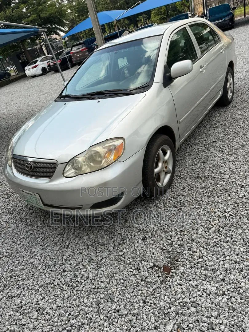 Toyota Corolla 2005 Silver