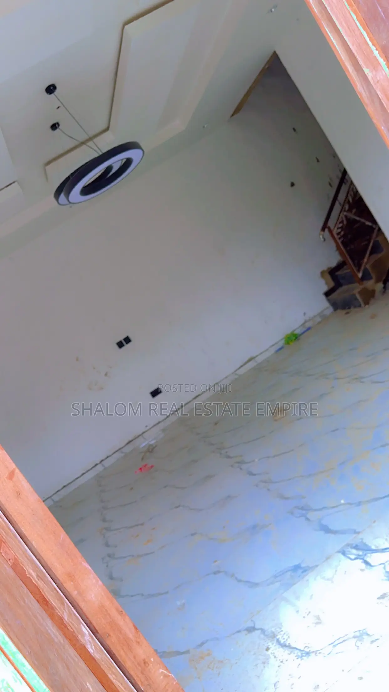 4bdrm Duplex in Olowoora, Kosofe / Kosofe for sale