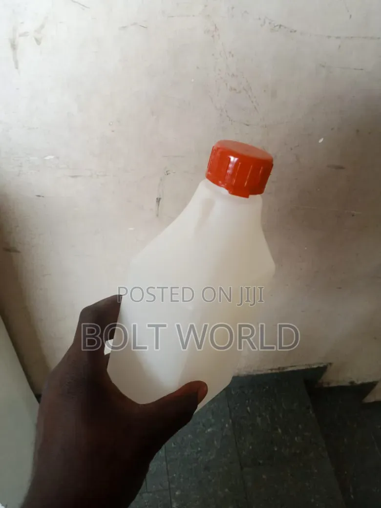 Plastic Sample Oil Can 1ltrs With Tags