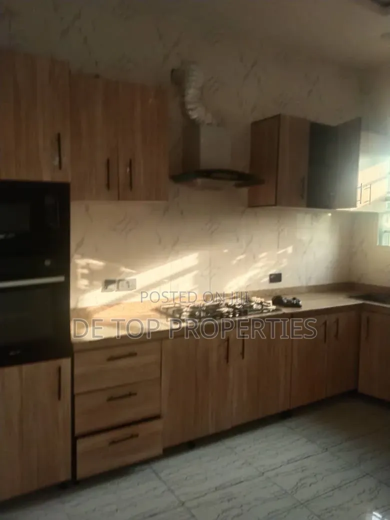 4bdrm Duplex in Ajah, Lekki Phase 1 for rent