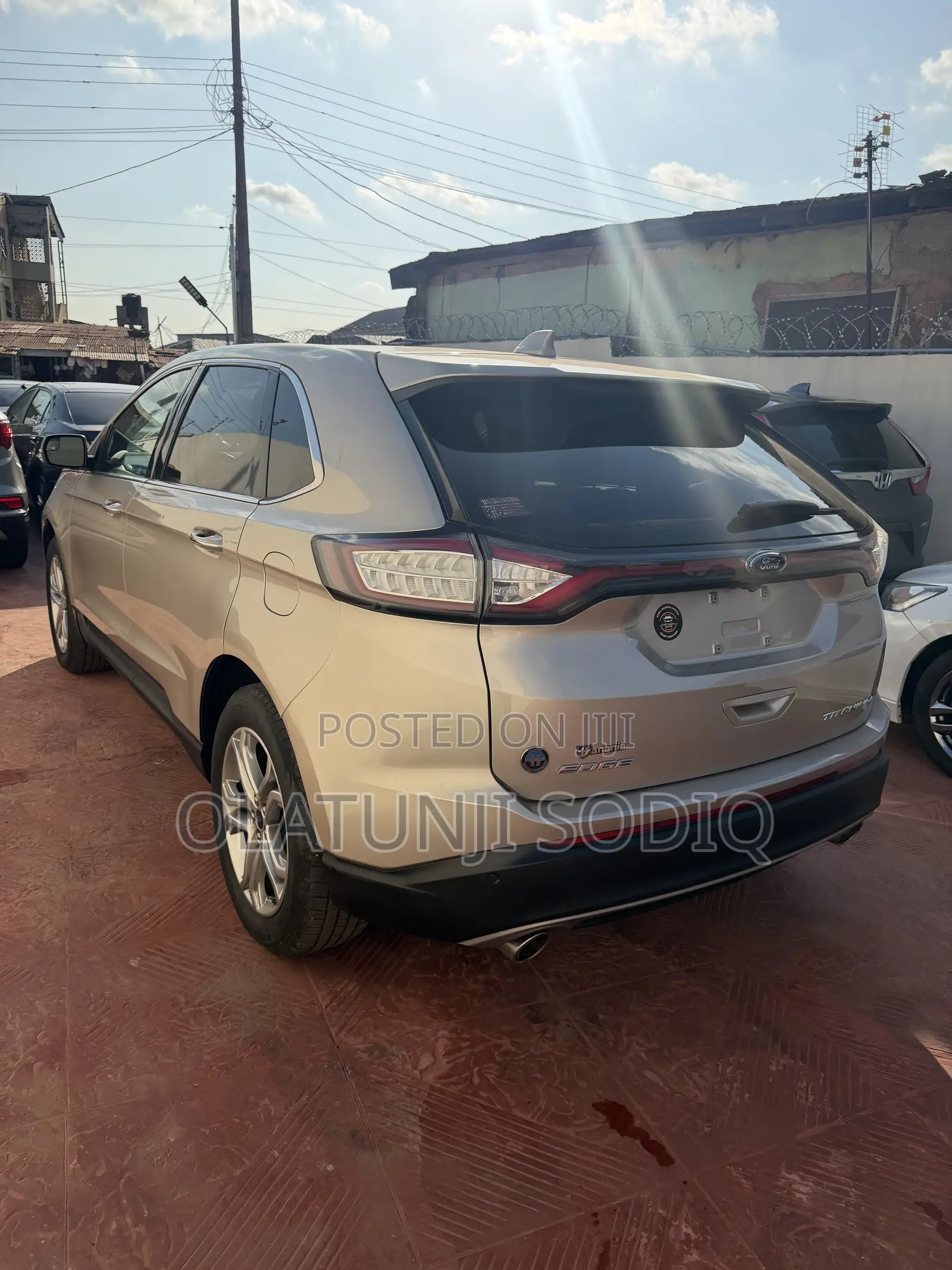 Ford Edge Titanium AWD 2018 Gold