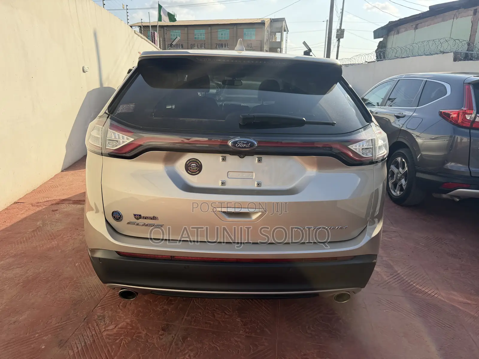 Ford Edge Titanium AWD 2018 Gold