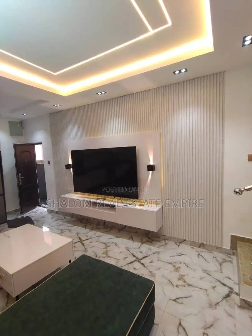2bdrm Duplex in Adetuberu Street, Kosofe / Kosofe for sale