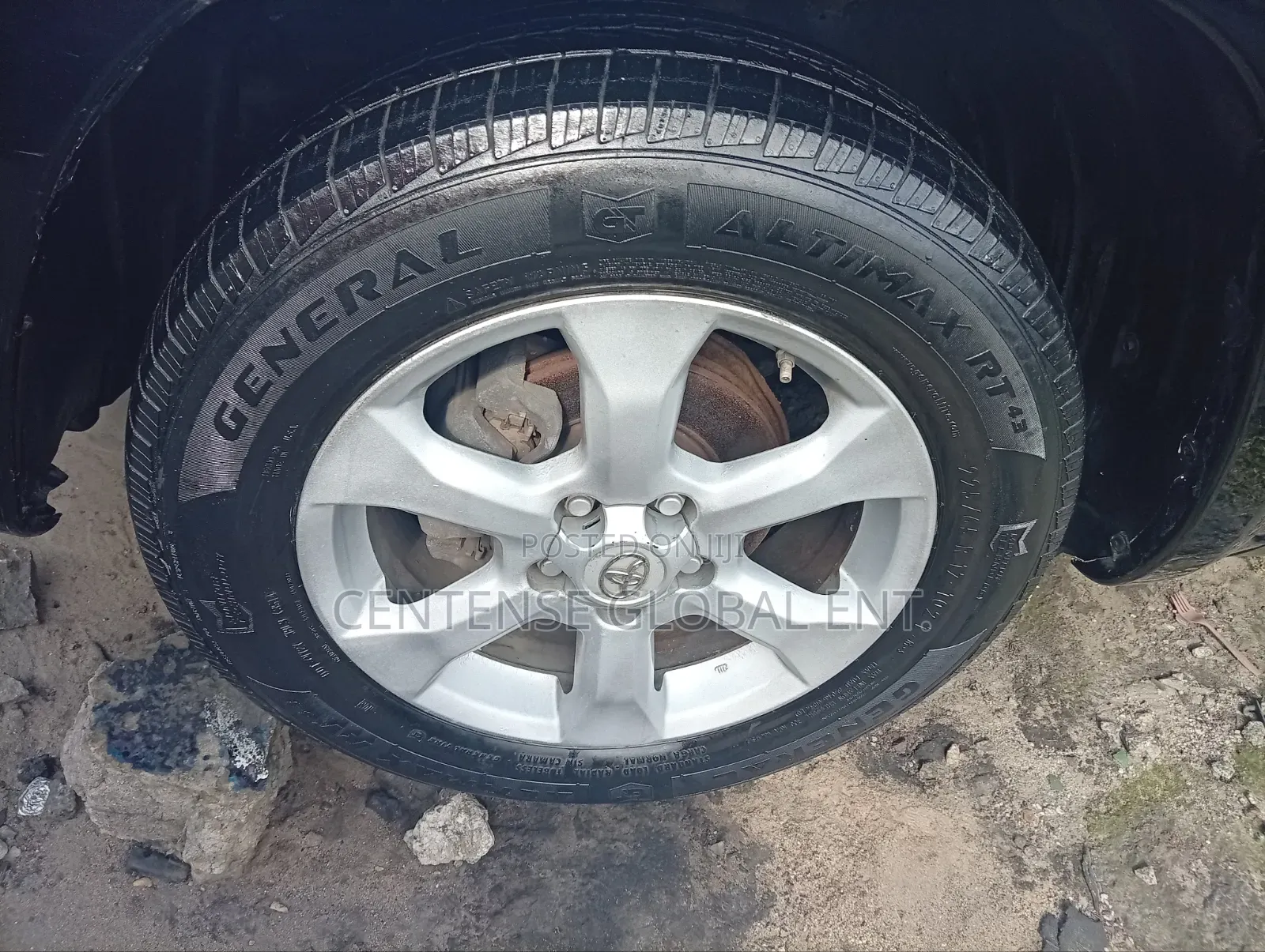 Toyota RAV4 2010 Black