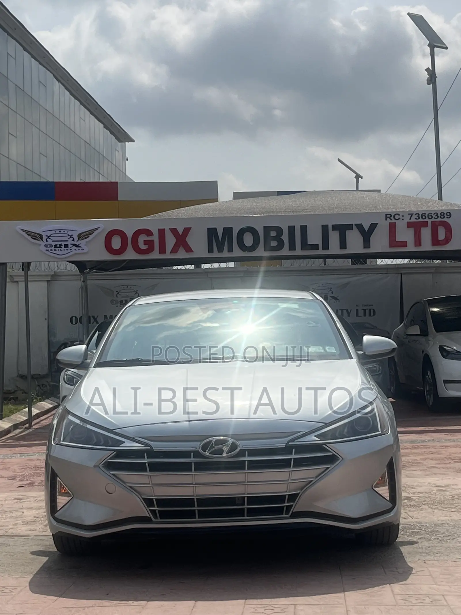 Hyundai Elantra 2020 Silver