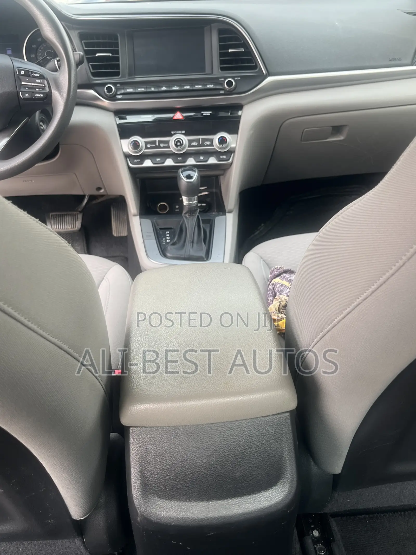 Hyundai Elantra 2020 Silver