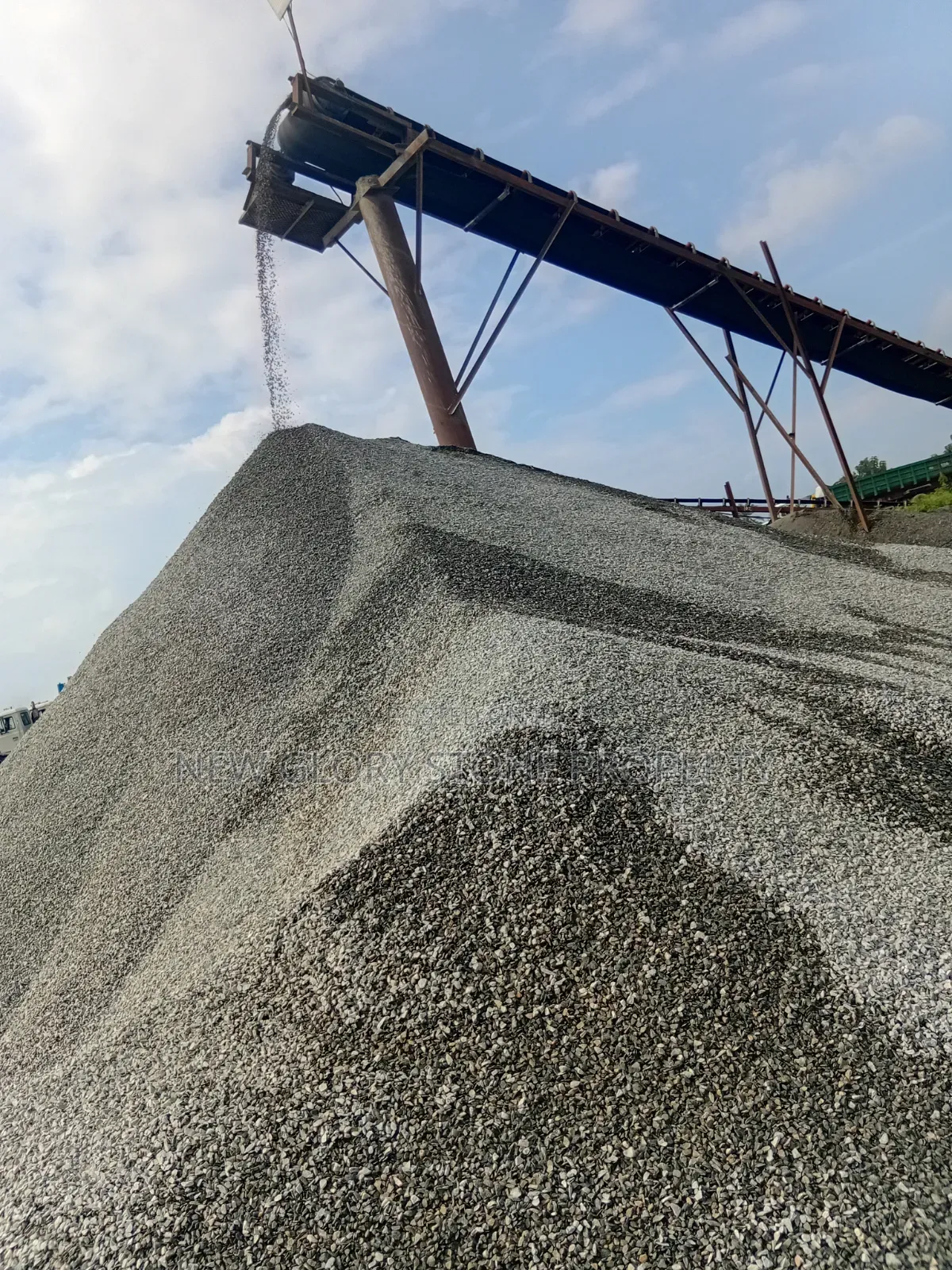 3/4up and Half Inch of Granite
