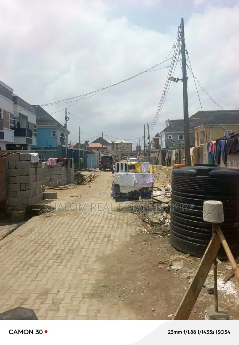For Sale:470sqm of Land in Olowoira Omole Phase2 Extension Lagos