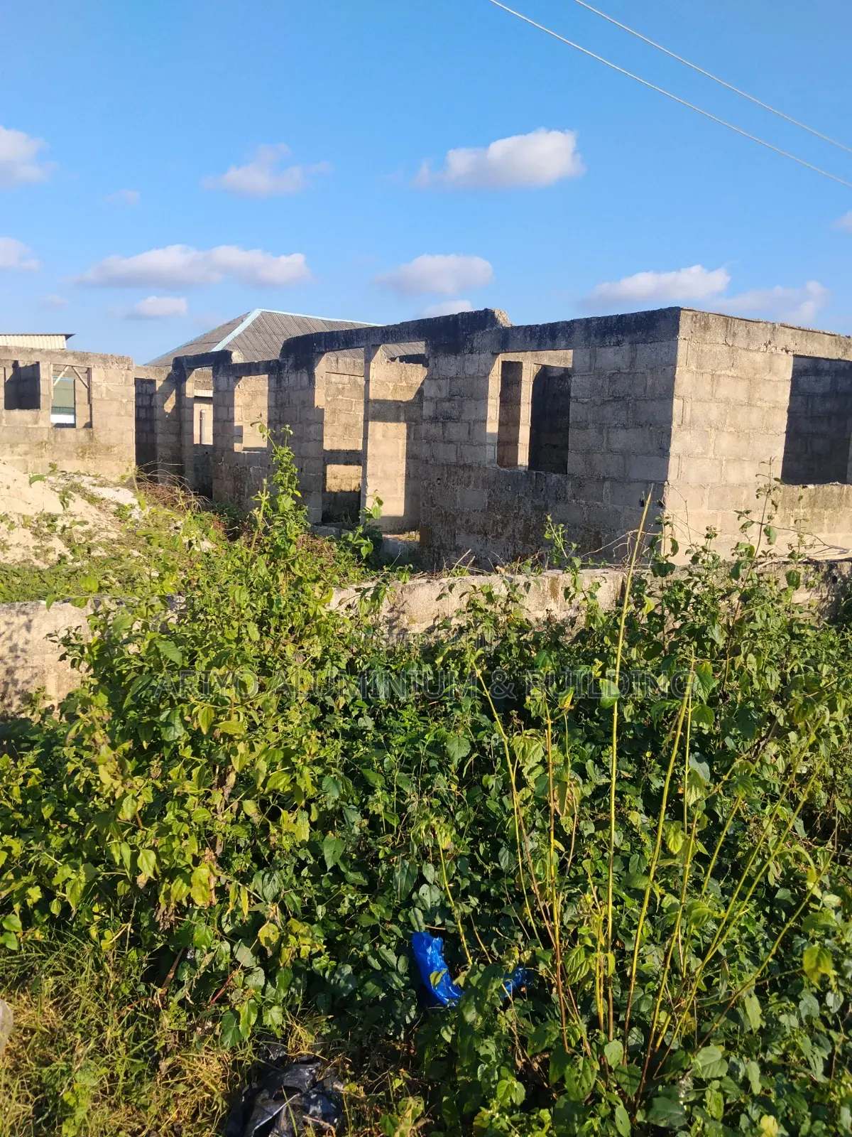 4bdrm Bungalow in Ado-Odo/Ota for sale