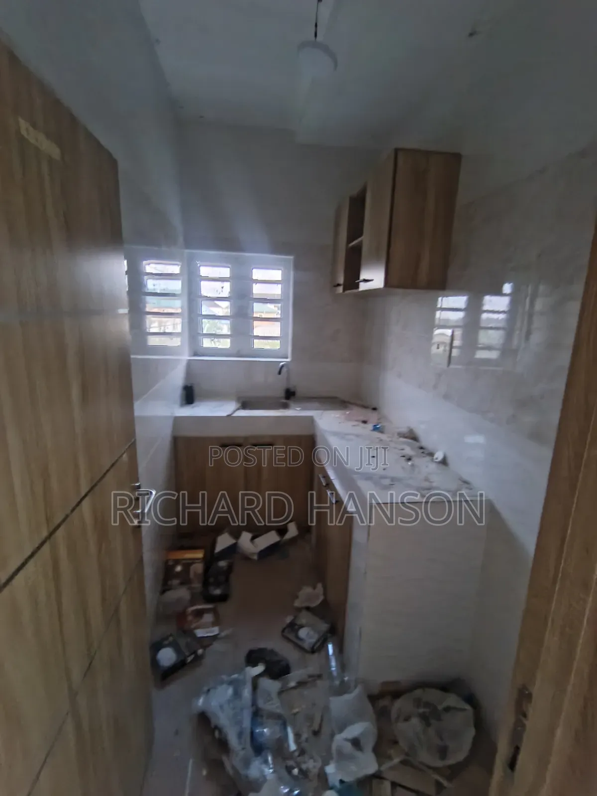 Mini Flat in Hopeville, Sangotedo for rent