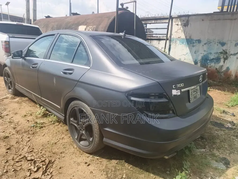 Mercedes-Benz C300 2008 Black