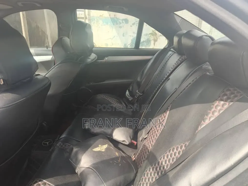Mercedes-Benz C300 2008 Black