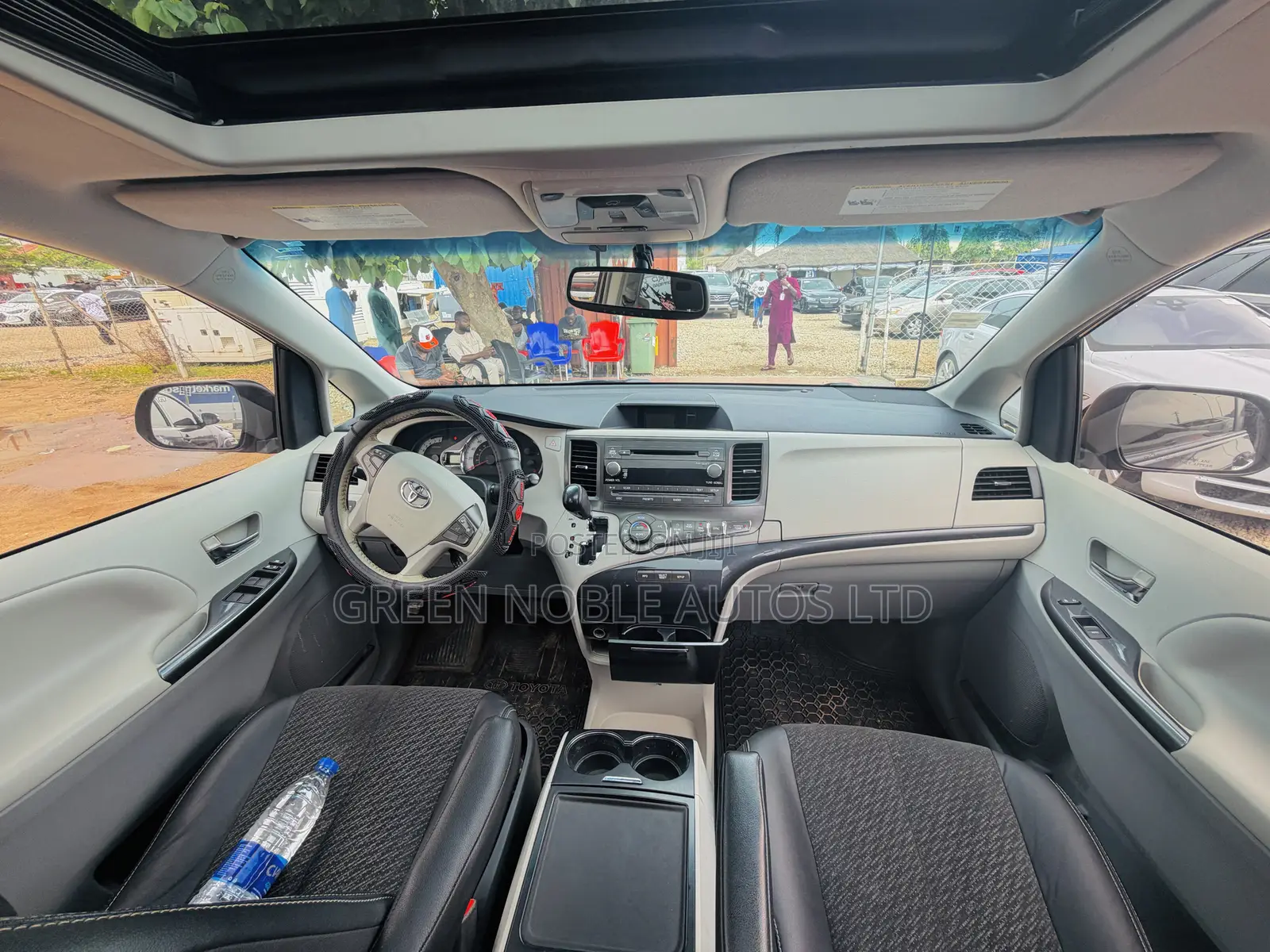 Toyota Sienna Limited FWD 7-Passenger 2013 Gray