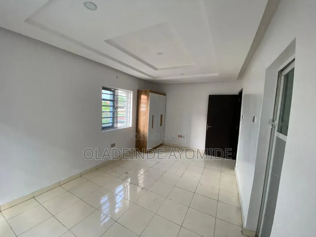 3bdrm Apartment in Lakowe for rent