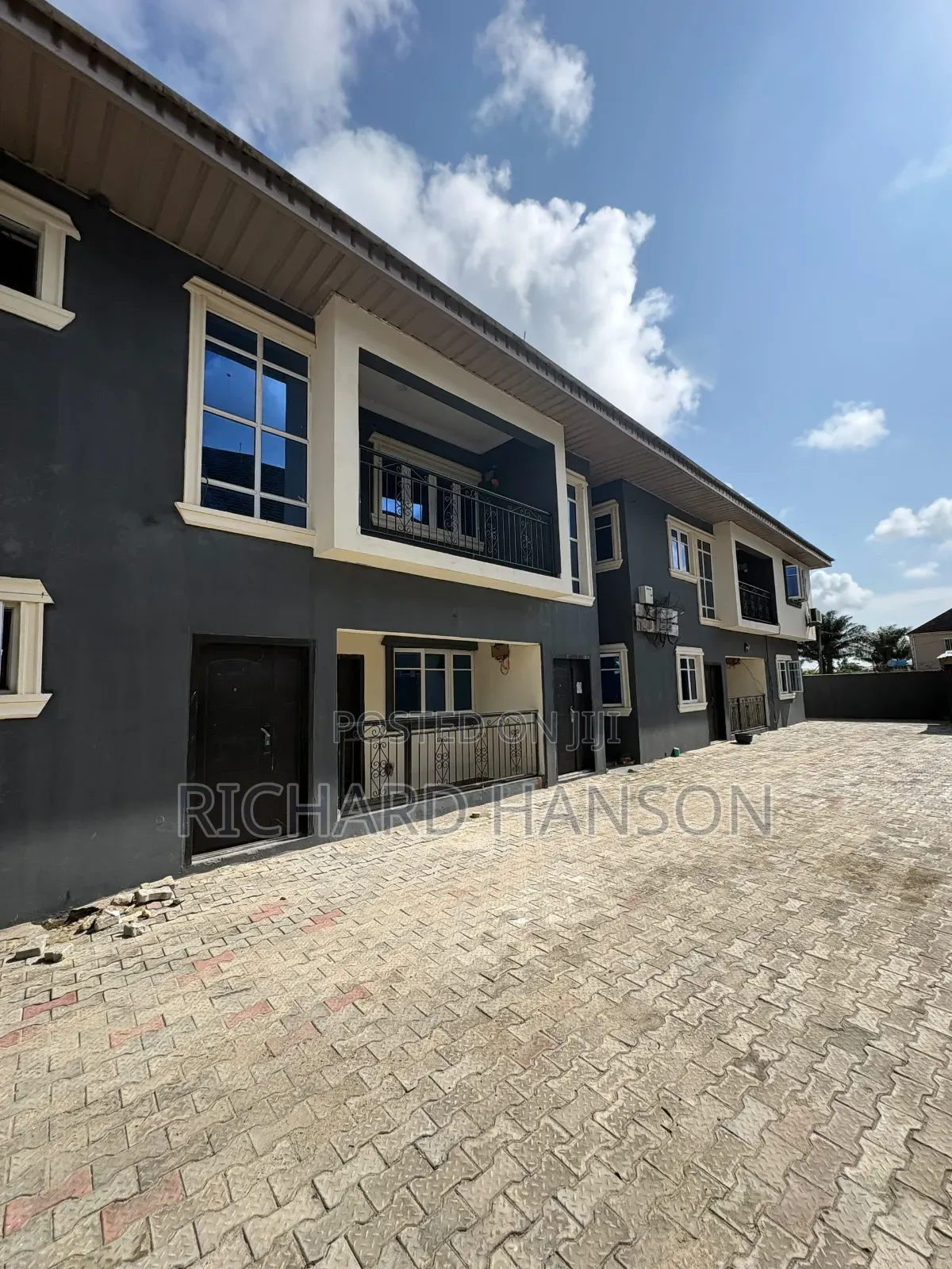 2bdrm Apartment in New Road, Awoyaya for rent