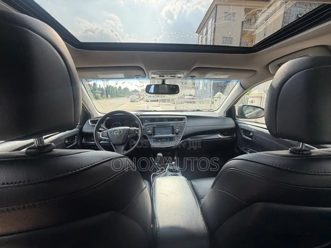 Toyota Avalon Touring FWD Sedan (3.6L 6cyl 6A) 2016 Gray